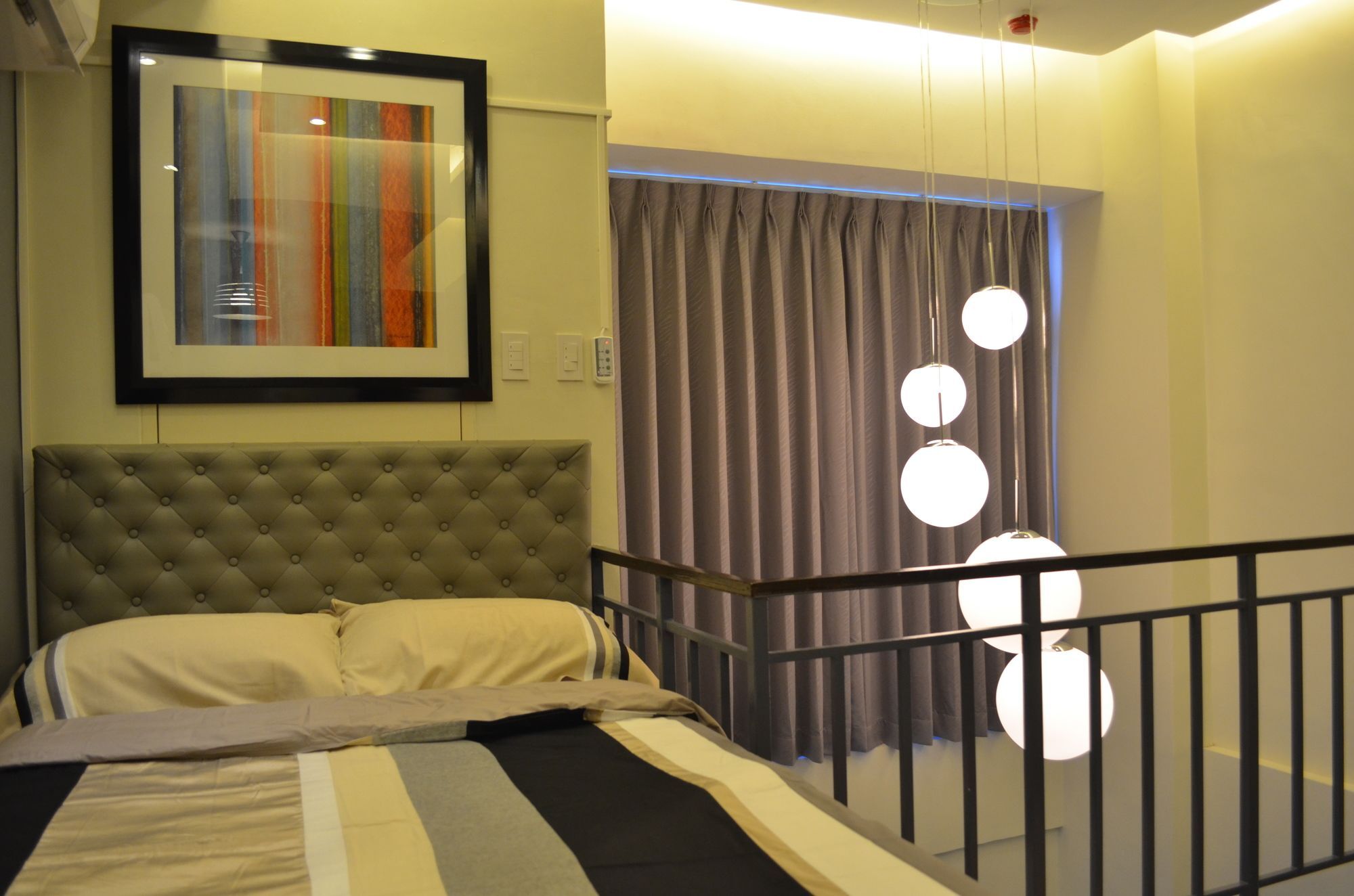 Appartamento Eton Parkview Makati City Esterno foto